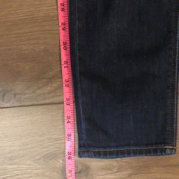 American Eagle Dark Wash Distressed Button Fly Tomgirl Jeans Size 0 - Picture 9 of 9